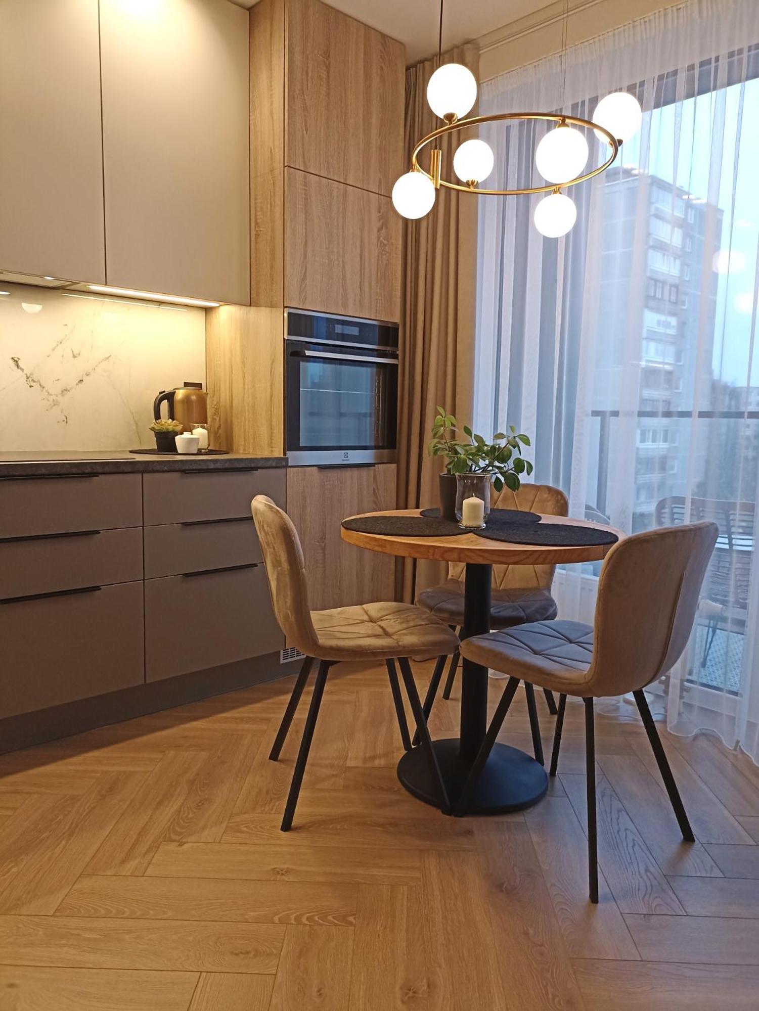 דירה With A Balcony And An Impressive Terrace On The Roof Of The House